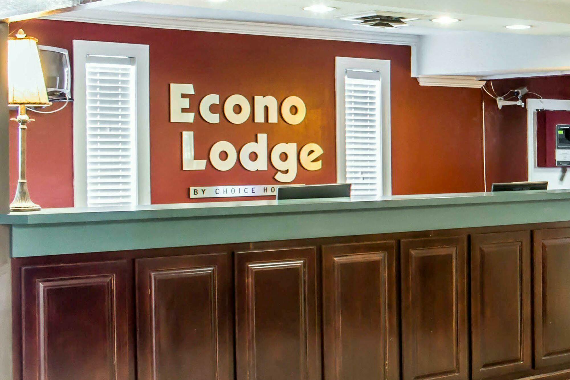 Econo Lodge Burlington I-40 Exterior photo